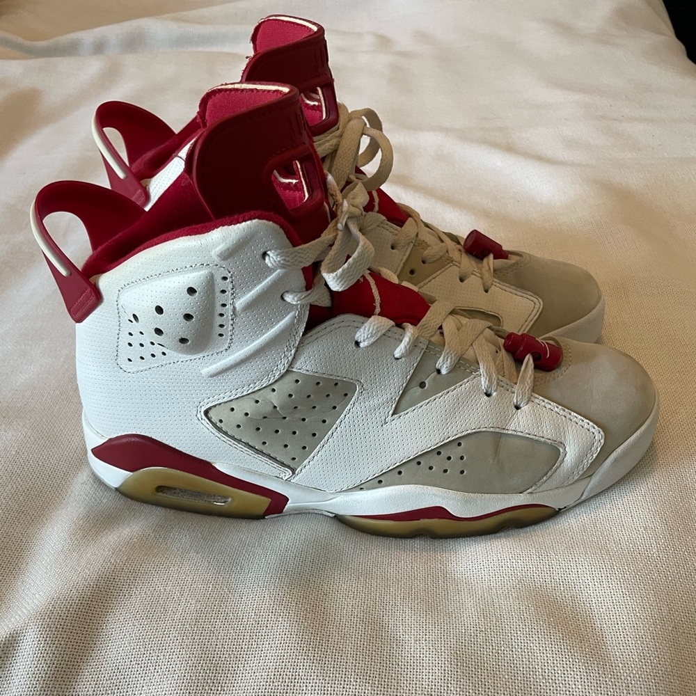 Men's Nike Air Jordan 6 Retro Alternate Hare Size 9 Used, Good Condition - Picture 4 of 6
